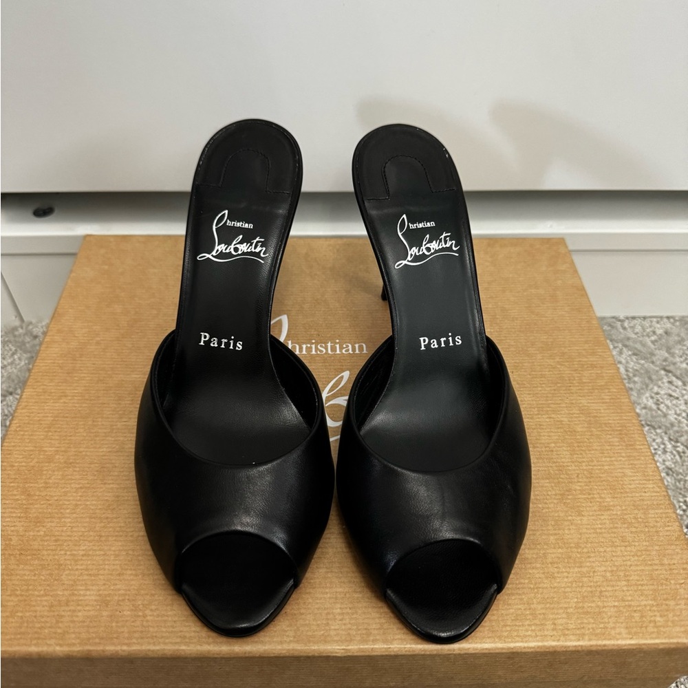 Christian Louboutin Me Dolly 85MM Leather Mules - Picture 2 of 8